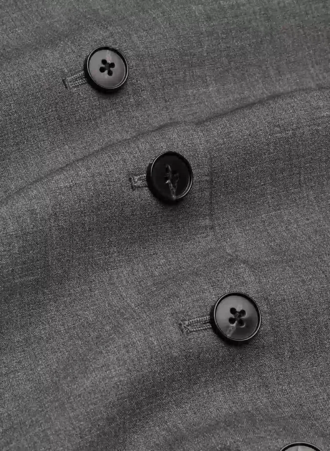 Regal Vest – (Re)ssential Regal Vest – (Re)ssential