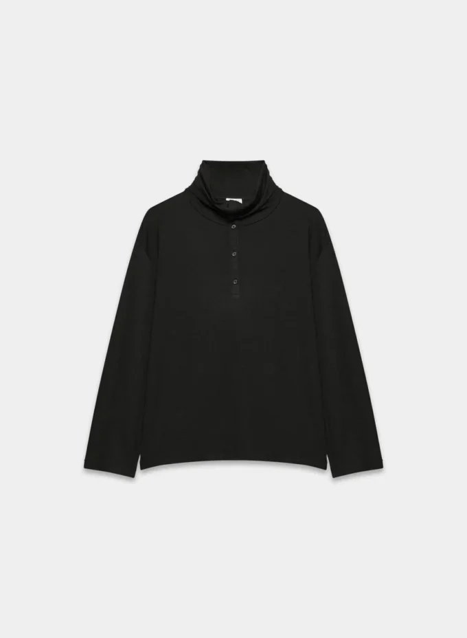 Riverside Turtleneck