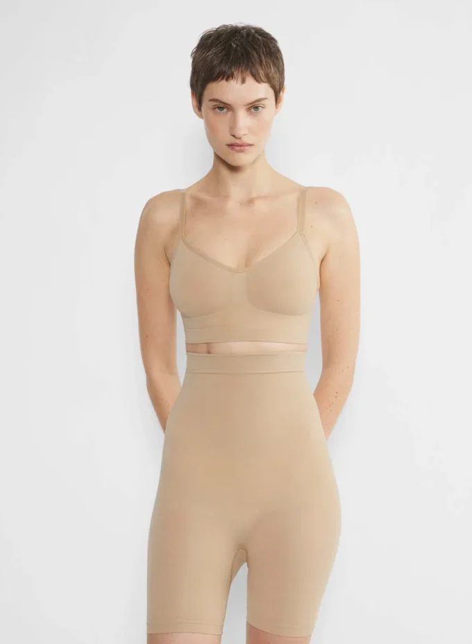 ShapeEnhance™ Seamless Short