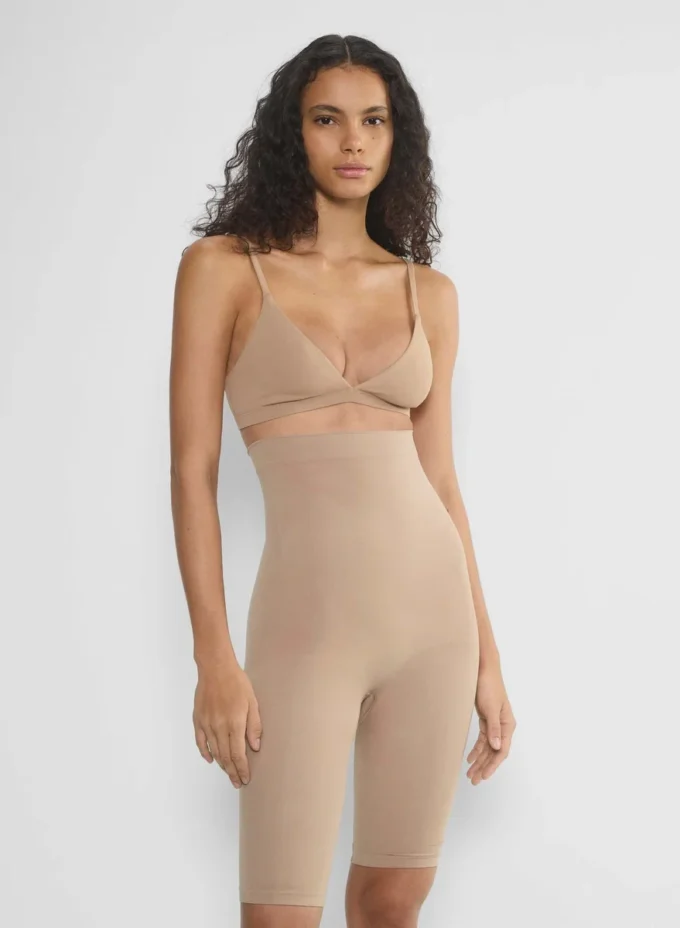 ShapeEnhance™ Seamless Super Hi-Rise Short