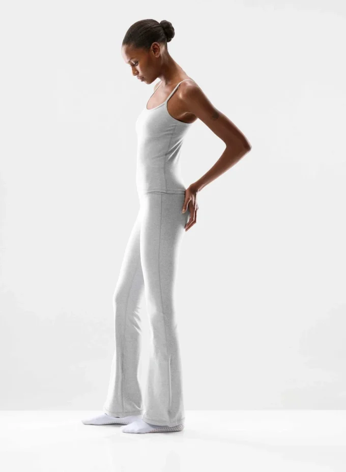 SoftWhip™ Cheeky Hi-Rise Flare 32″ Legging SoftWhip™ Cheeky Hi-Rise Flare 32″ Legging