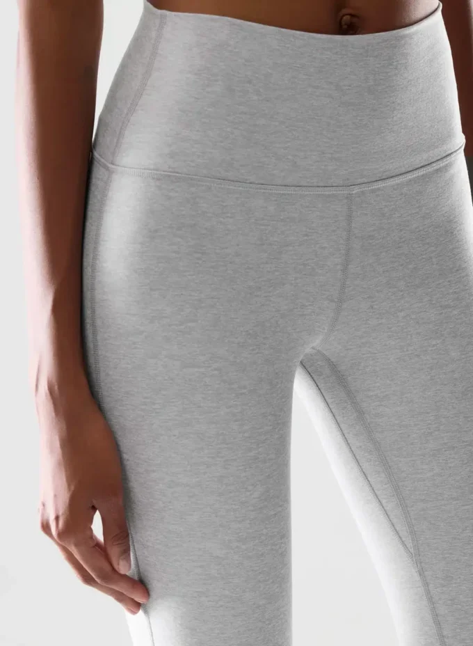 SoftWhip™ Cheeky Hi-Rise Flare 32″ Legging SoftWhip™ Cheeky Hi-Rise Flare 32″ Legging