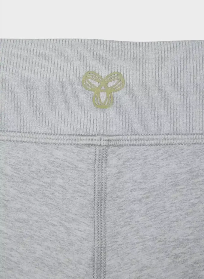 SoftWhip™ Flawless Hi-Rise Capri SoftWhip™ Flawless Hi-Rise Capri