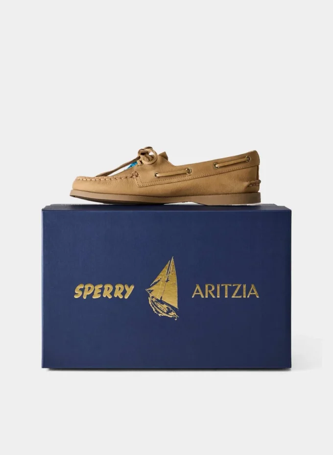 Sperry x Aritzia AO Boat Shoe – Nubuck Leather