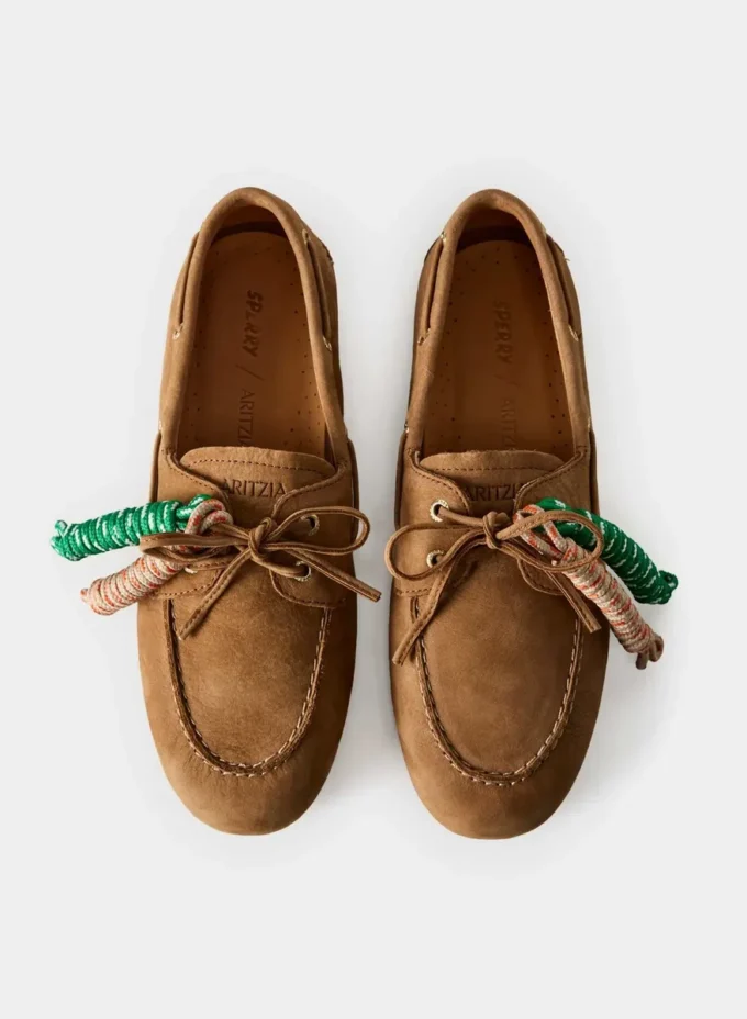 Sperry x Aritzia Slim Boat Shoe – Nubuck Leather