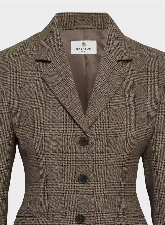 Standout Blazer – (Re)ssential Standout Blazer – (Re)ssential