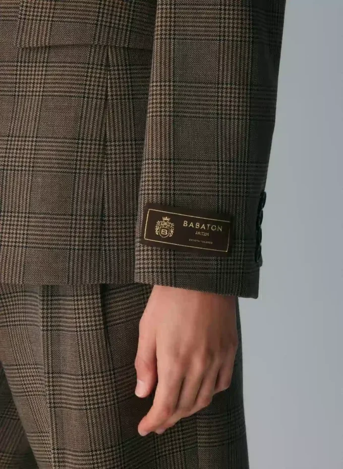 Standout Double-Breasted Blazer – (Re)ssential Standout Double-Breasted Blazer – (Re)ssential