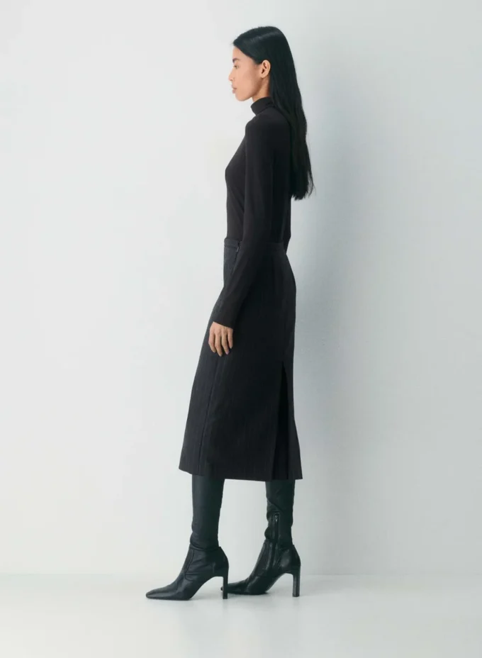 Stiletto Wool Skirt