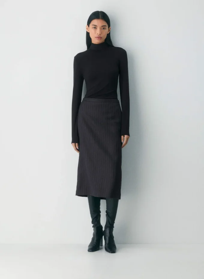Stiletto Wool Skirt