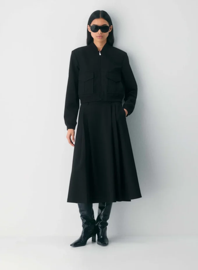 Succession Bomber – (Re)ssential Succession Bomber – (Re)ssential