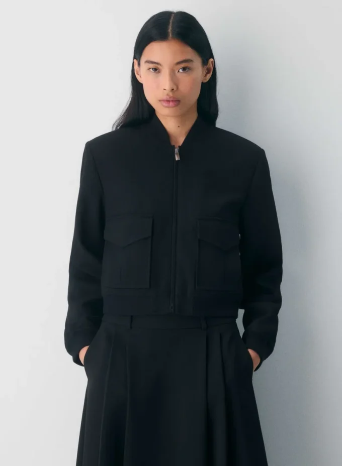 Succession Bomber – (Re)ssential Succession Bomber – (Re)ssential