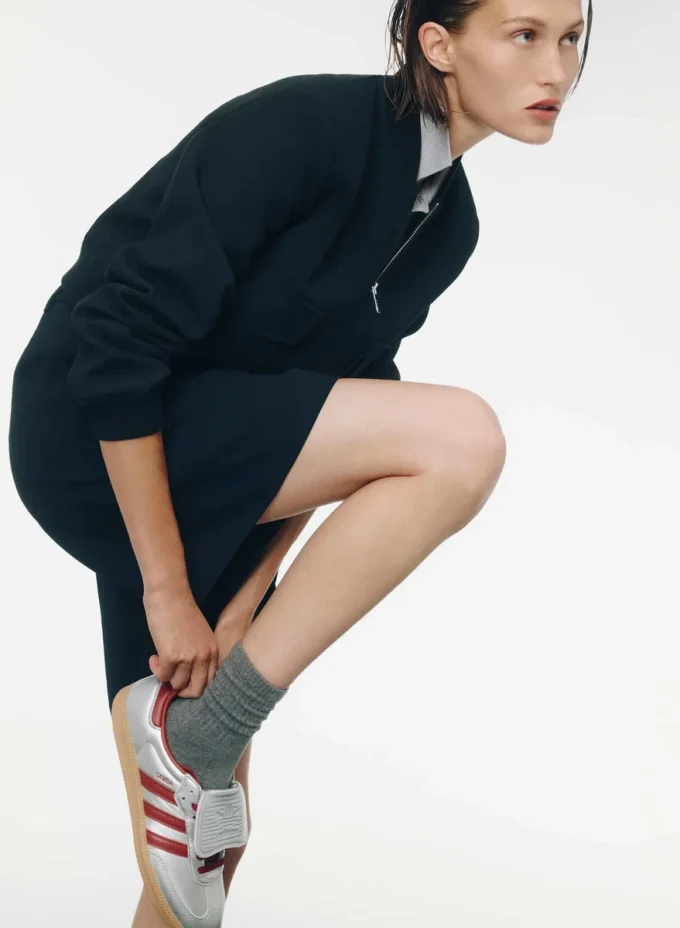 Succession Bomber – (Re)ssential Succession Bomber – (Re)ssential