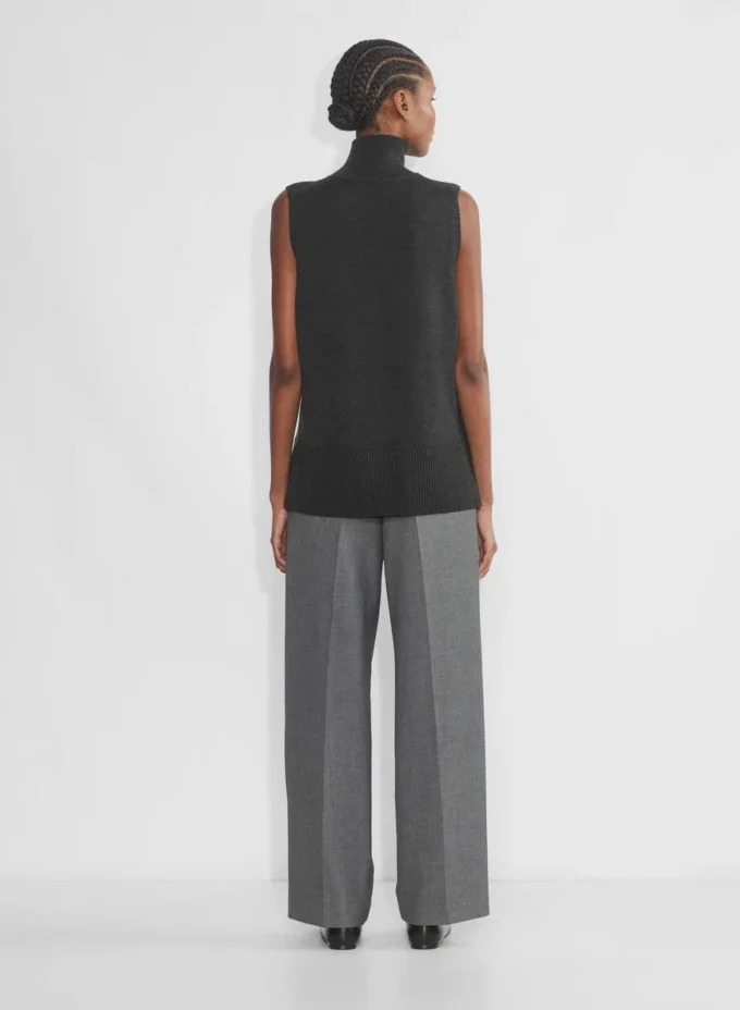 Successor Merino Wool Sleeveless Turtleneck Successor Merino Wool Sleeveless Turtleneck