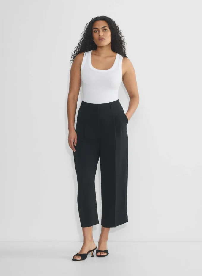 The Effortless Pant™ Curve-fit Cropped – Crepette™ The Effortless Pant™ Curve-fit Cropped – Crepette™