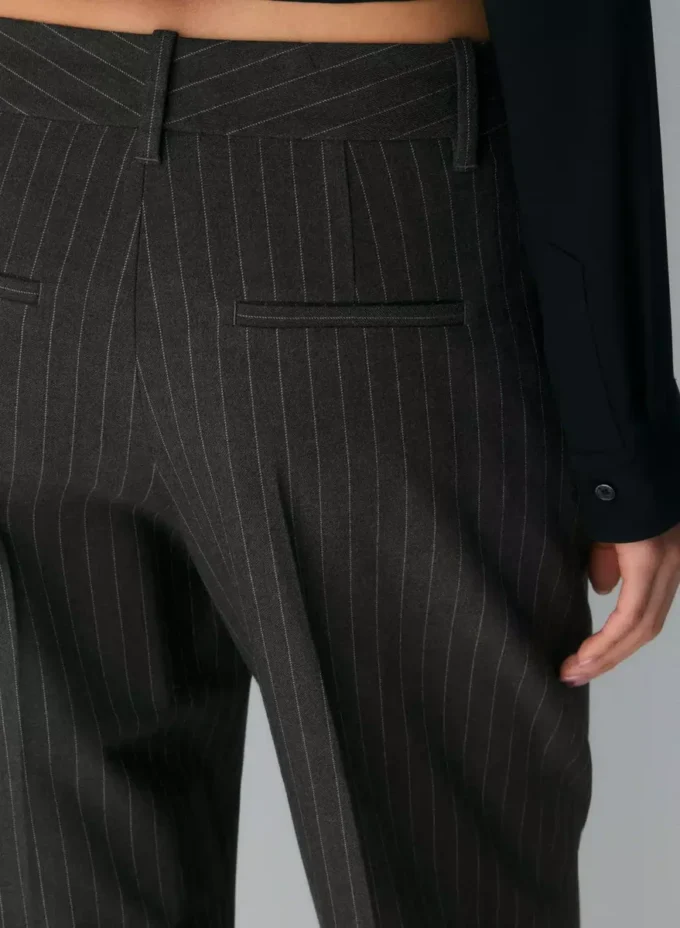 The Effortless Pant™ Lo-Rise – Twill