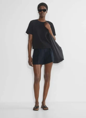 The Effortless Short™ Curve-fit Mini – CruiseLinen™