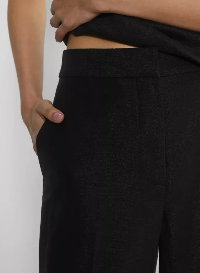 The Limitless Pant™ Cropped – CruiseLinen™