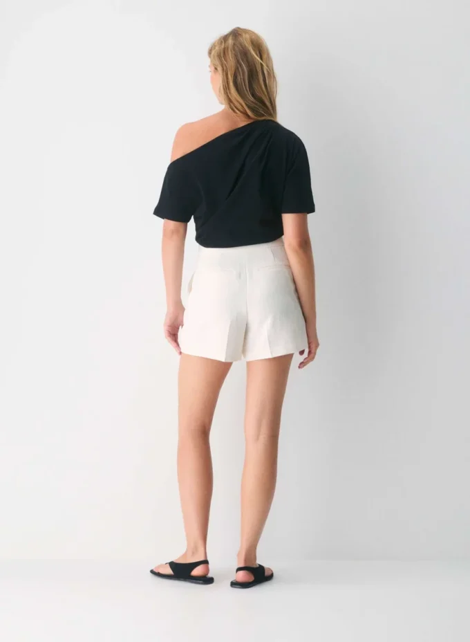 The Limitless Short™ Curve-Fit Mid-Thigh – Crepette™ The Limitless Short™ Curve-Fit Mid-Thigh – Crepette™