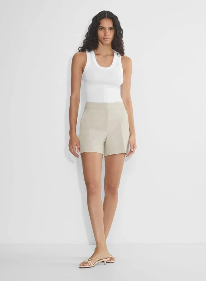 The Limitless Short™ Mid-thigh – (Re)ssential Light The Limitless Short™ Mid-thigh – (Re)ssential Light