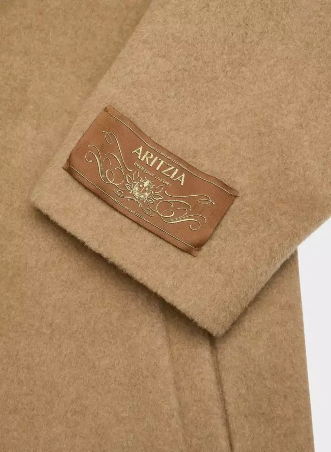 The Only Coat – (Re)Camel Wool The Only Coat – (Re)Camel Wool