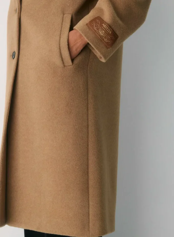 The Only Coat – (Re)Camel Wool The Only Coat – (Re)Camel Wool