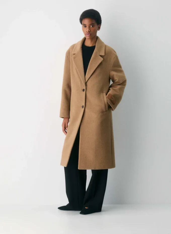 The Only Coat – (Re)Camel Wool The Only Coat – (Re)Camel Wool