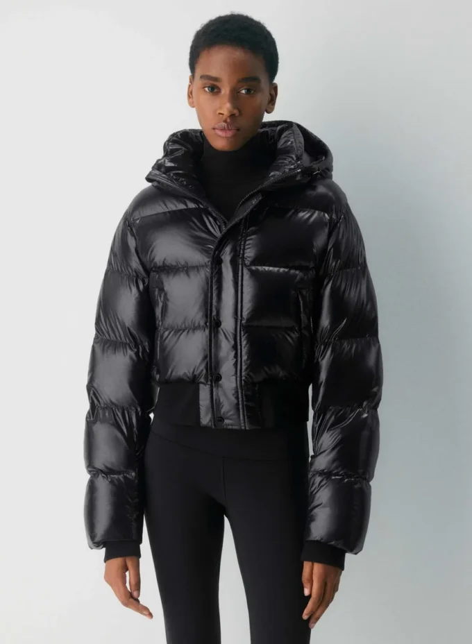 The Super Chalet Puff™ – Hi-Gloss