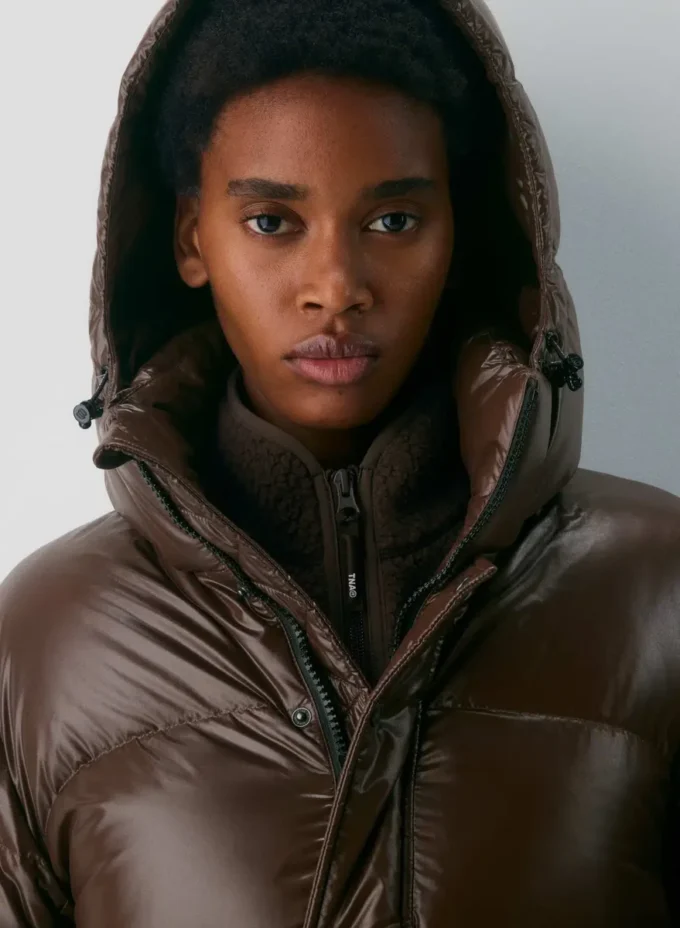 The Super Puff™ Hi-Gloss The Super Puff™ Hi-Gloss