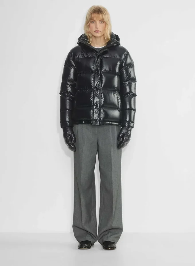 The Super Puff™ Mitten – Hi-Gloss The Super Puff™ Mitten – Hi-Gloss