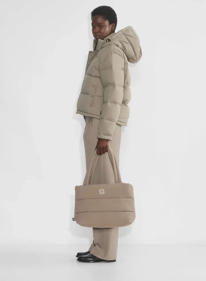 The Super Puff™ Smaller Tote Bag – cliMATTE™ The Super Puff™ Smaller Tote Bag – cliMATTE™