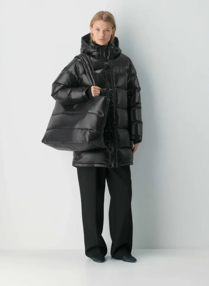 The Super Puff™ Tote Bag – Hi-Gloss The Super Puff™ Tote Bag – Hi-Gloss