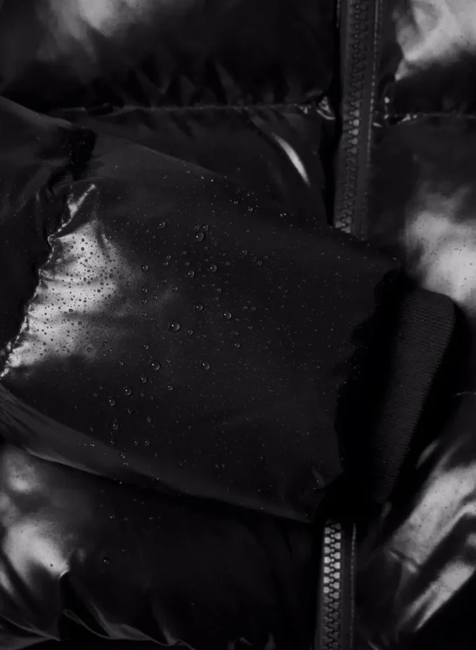 The Super Resort Puff™ – Hi-Gloss