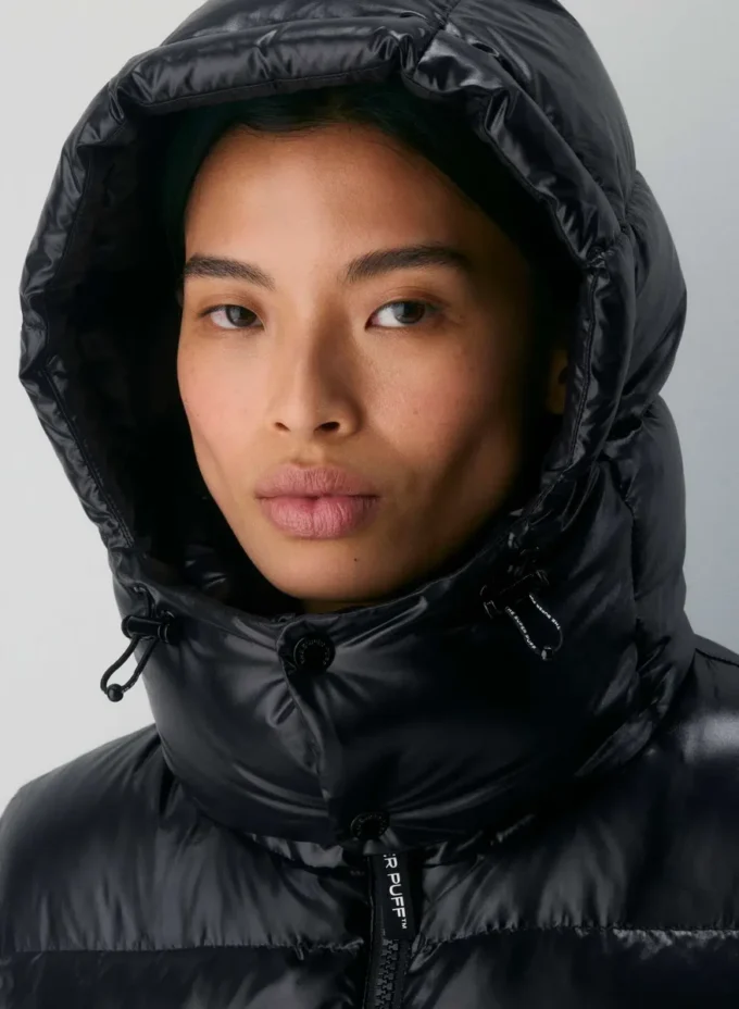 The Super Resort Puff™ – Hi-Gloss