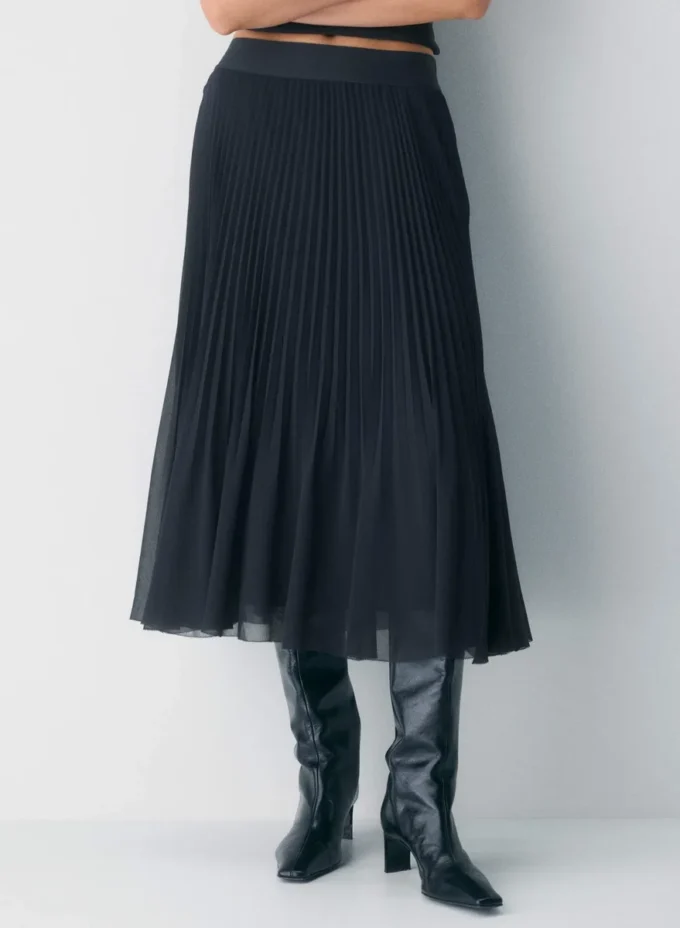 Twirl Pleated Skirt