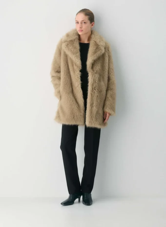 Verbier Coat – Arctic Faux Fur