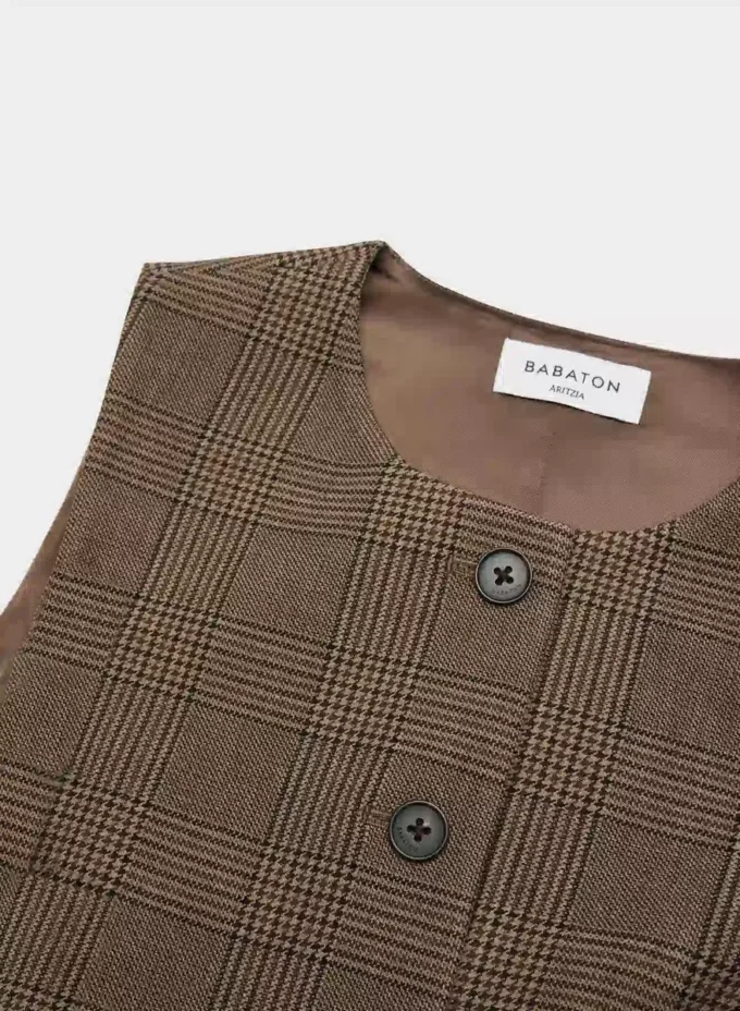 Wallace Vest – (Re)ssential