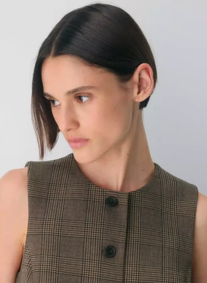 Wallace Vest – (Re)ssential