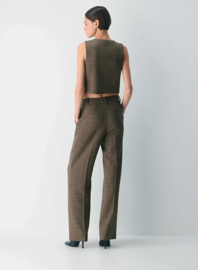 Wallace Vest – (Re)ssential